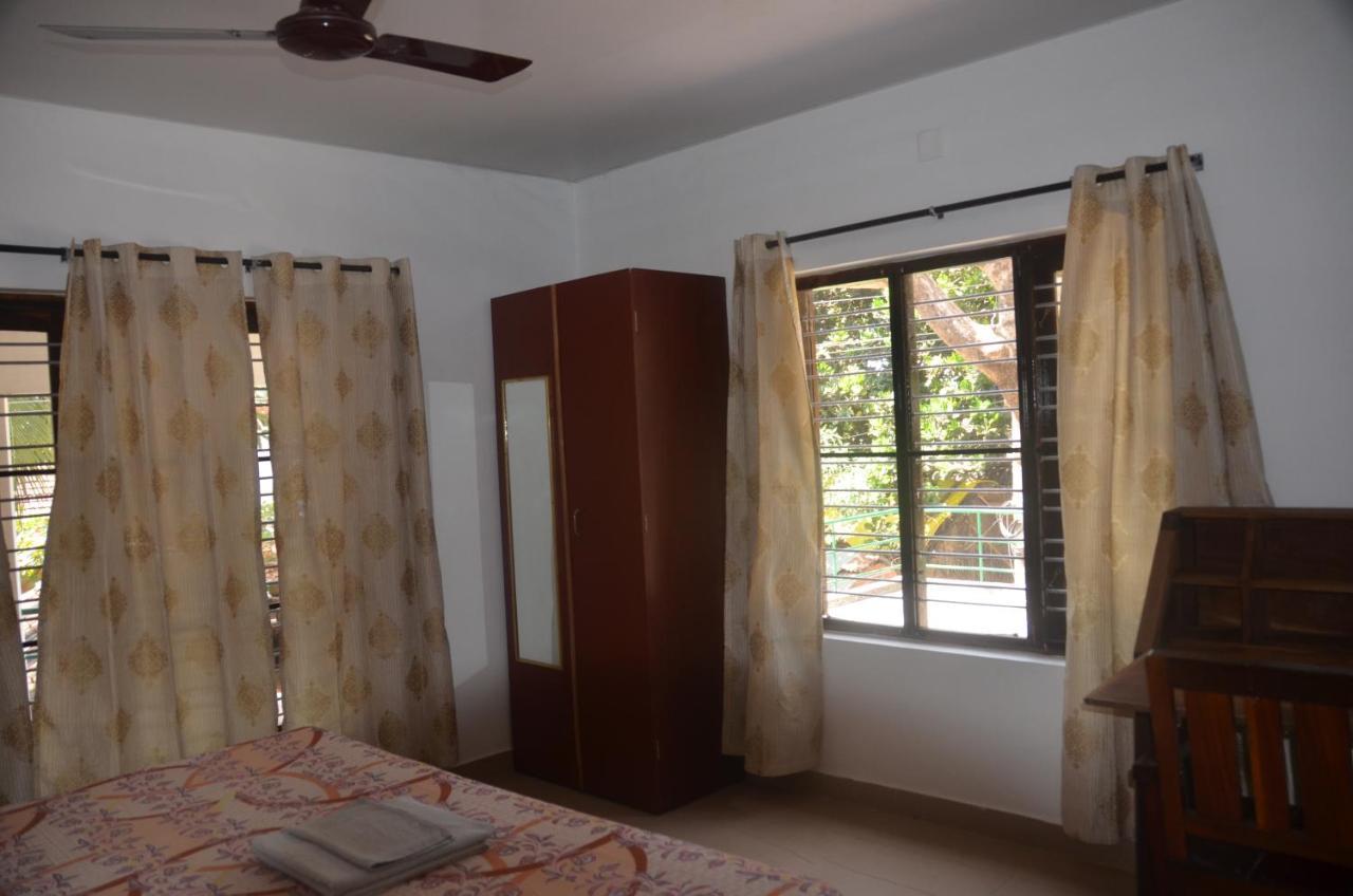 Arya Homestay Bougain Villa جوكارنا المظهر الخارجي الصورة